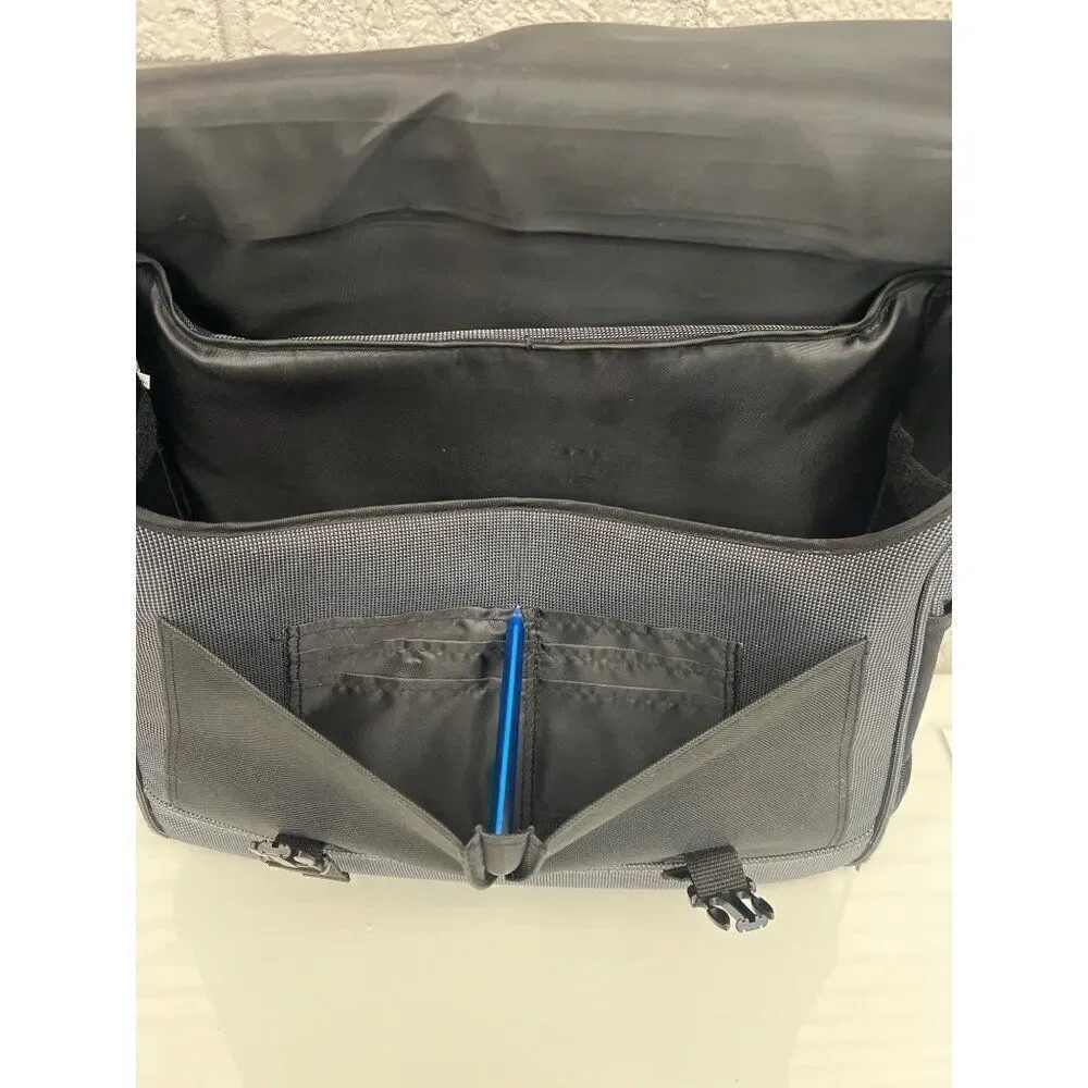 Screen 2 Go All-In-One Black Briefcase